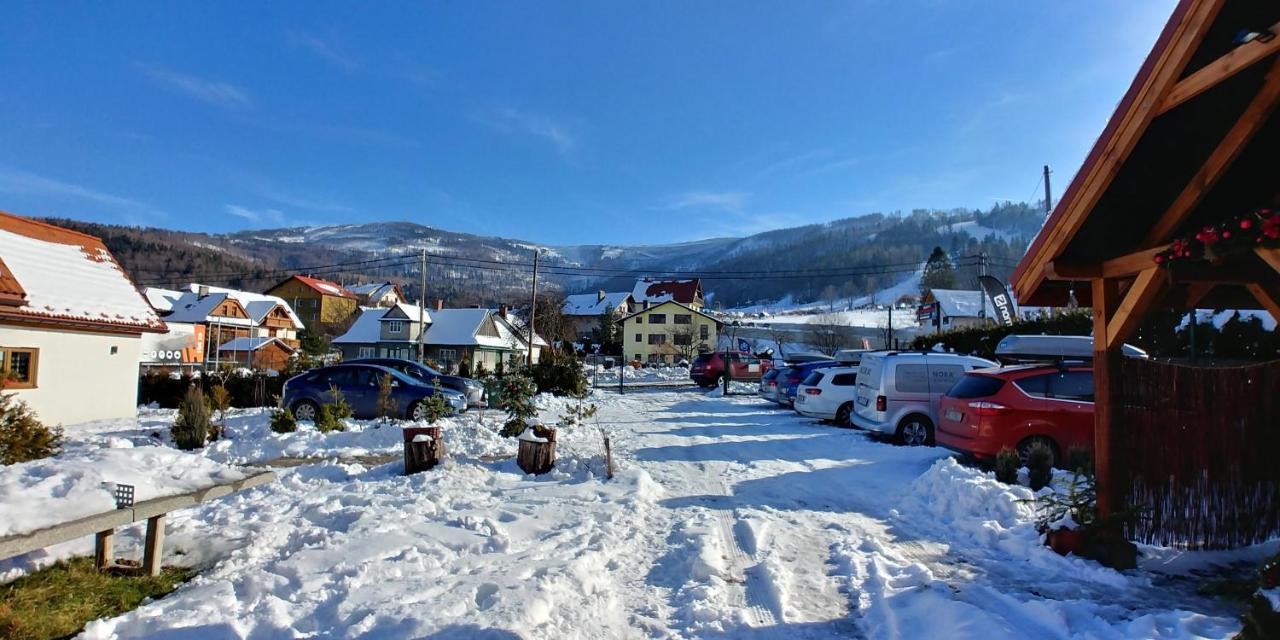 Mala Osada Z Jacuzzi Przy Gondoli Шале Щирк